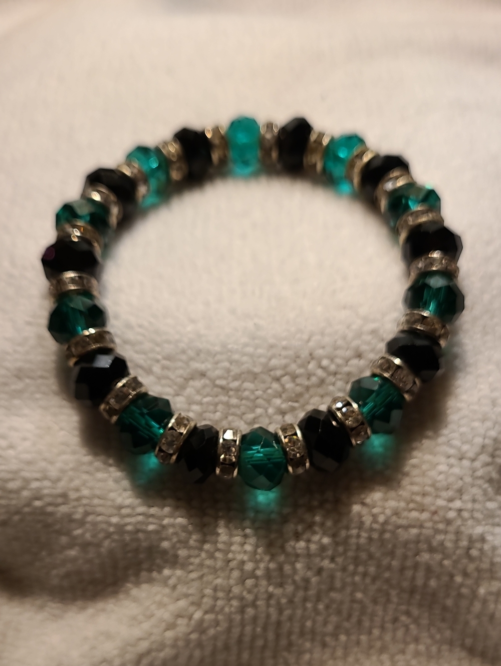 Emerald Green & Black Faceted Crystal Rhinestone Stretch